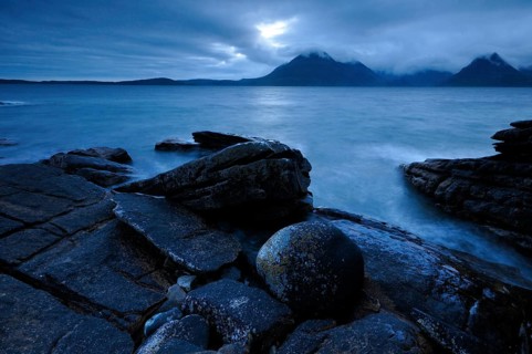 Mountains shrouded with clouds