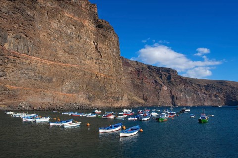 Fishing boats in the harbour of Vueltas