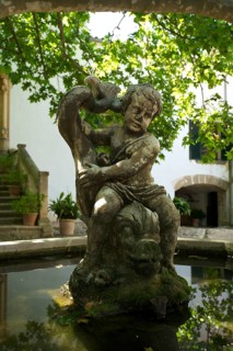 Fountain detail in the courtyard of the Jardines de Alfabia