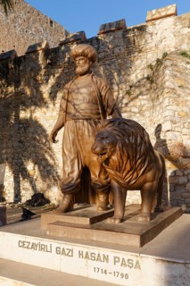 Monument to Cezayirli Gazi Hasan Pasa in front of the Cesme Fortress