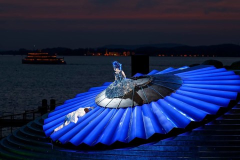 Ana Durlovski as Queen of the Night and Rainer Trost as Tamino in The Magic Flute by Wolfgang Amadeus Mozart