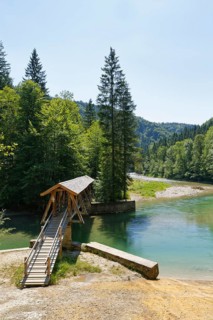 Footbridge crossing the Ammer River