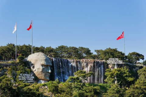 Ataturk Monument