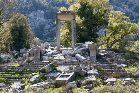 Temple of Artemis and Hadrian's Gate