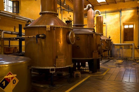 Copper tanks for the tequila distillation