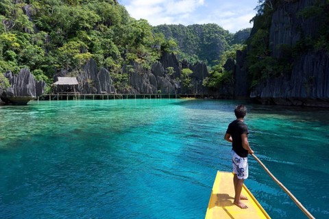 Entrance of the Barracuda Lake