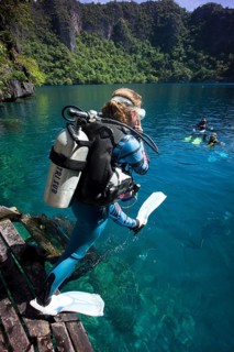 Scuba divers at Barracuda Lake