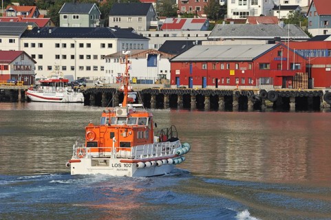 Boat entering Honningsvag harbour