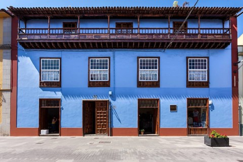 Old mansion on the Plaza de la Conception in the historic old town of San Cristobal de La Laguna