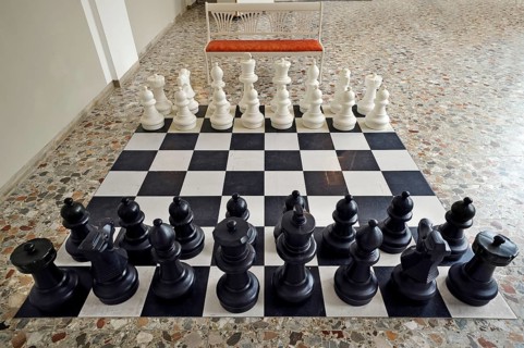 Large floor chess board in the foyer of the spa gardens