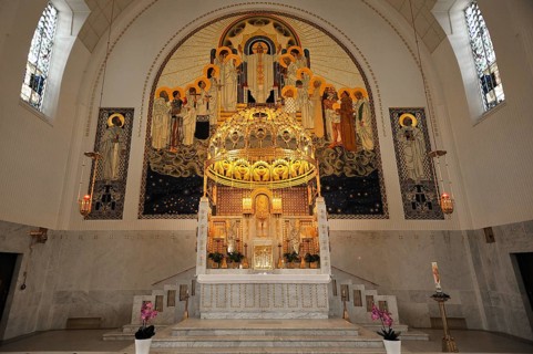 Chancel of the Church of St. Leopold at Steinhof