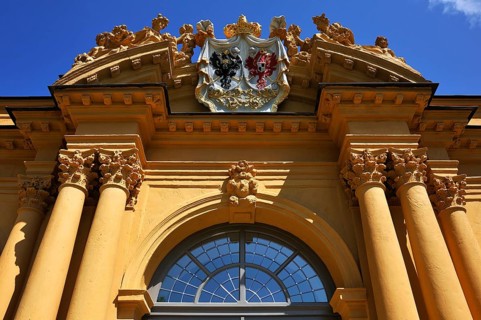 Entrance portal with arms of alliance of the Margraves