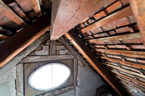 An oval window
