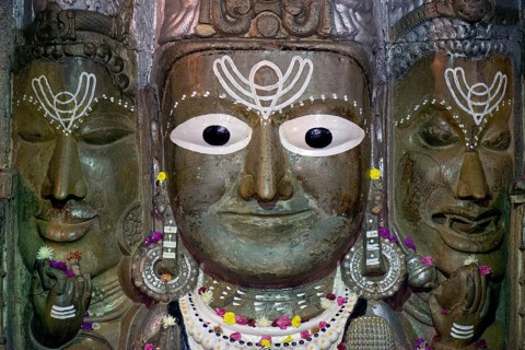 Shiva-portrait in the Samadhishwar Temple dedicated to Shiva