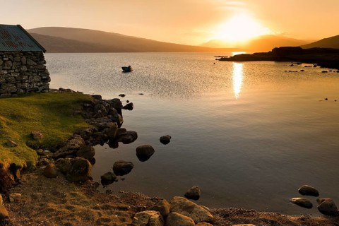 Lake Sorvagsvatn or Leitisvatn