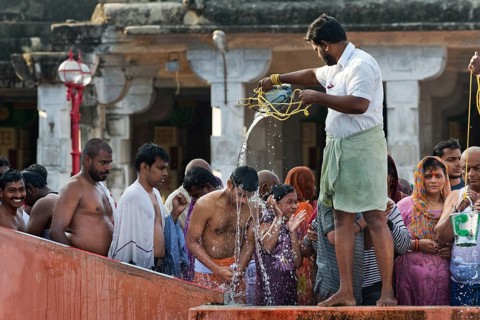 Pilgrims during ritual ablutions