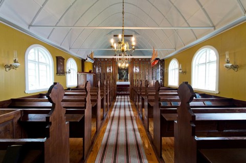 Pews
