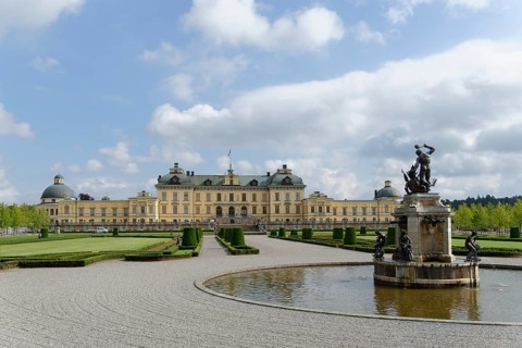 Fountain in the palace gardens