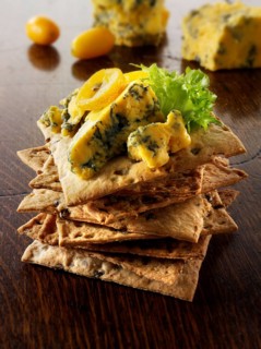 Blacksticks Blue cheese and crackers