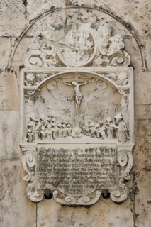 Relief plaque with Jesus on the Cross