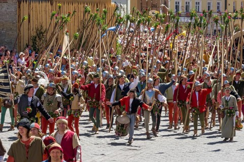 Mercenaries with lances