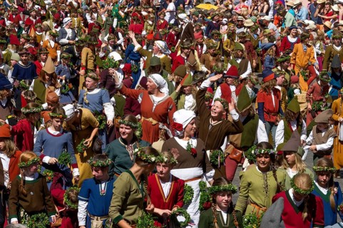 Women and girls cheering
