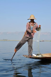 Leg rower