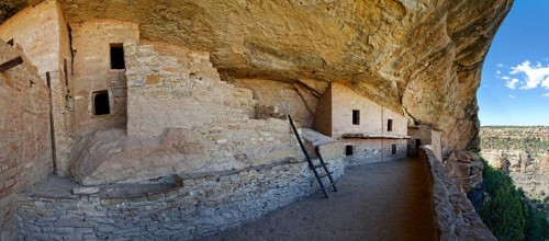 Anasazi cliff dwellings