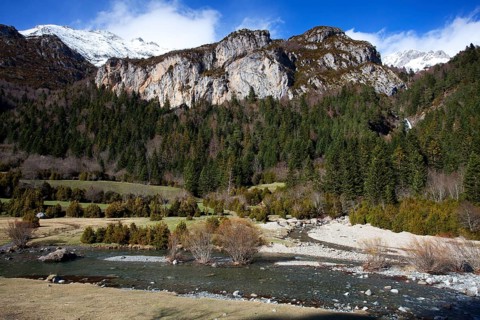 Mountain landscape in the Valle de Bujaruelo