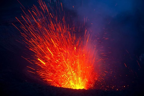 Volcanic eruption of Mount Yasur volcano