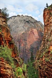 Narrow gorge en route to Angels Landing on the West Rim Trail with views of the Great White Throne