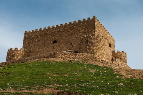 Khanzad Castle