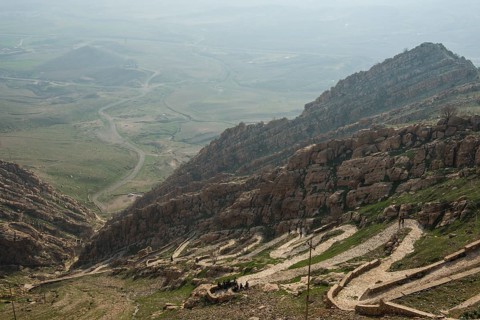 Serpentine road leading to the Syrian-Orthodox Mar Mattai monastery