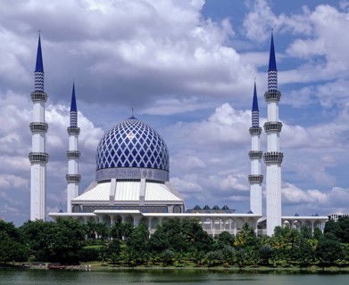 Sultan Salahuddin Abdul Aziz Shah Mosque