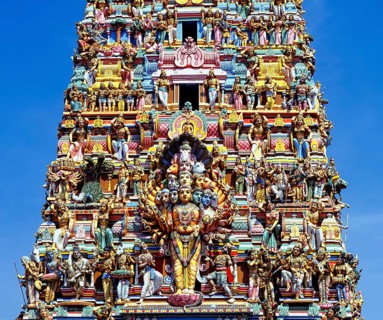Gopuram or gate tower at the entrance to the Hindu temple of Colombo II
