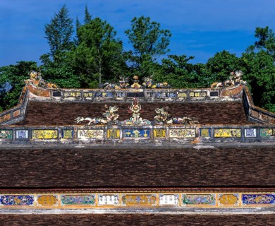 Dong Khanh's Tomb