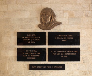 Memorial plaques for Mother Theresa