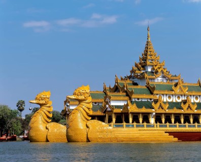 Karaweik ship restaurant on Lake Kandawgyi