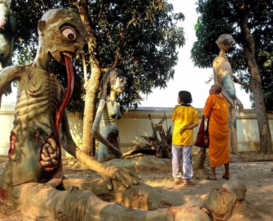 Sculpture to deter demons and ghosts