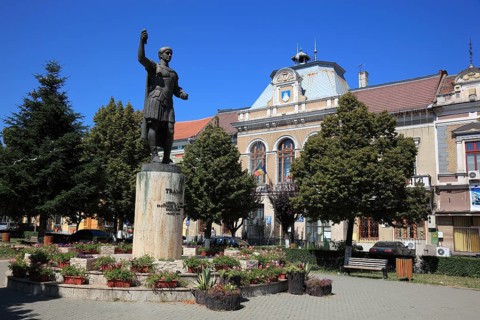 Statue of the Roman emperor Trajan in front of the Town Hall