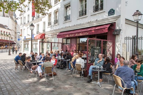 Cafe Au Petit Montmartre on Place des Abbesses square