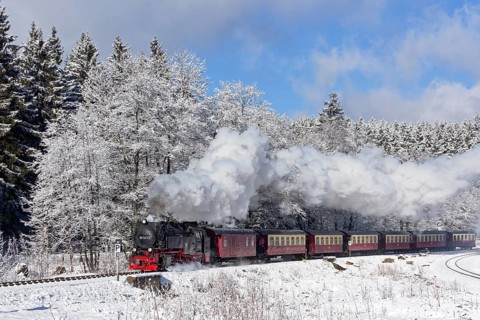 Brockenbahn narrow gauge railway in a wintry landscape