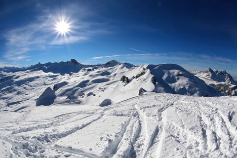 Winter mountain landscape with Spitzmeilen Mountain and Wissmeilen Mountain