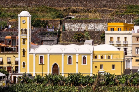 Iglesia dedicada a La Encarnacion church