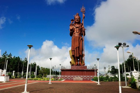 Tall statue of Lord Shiva