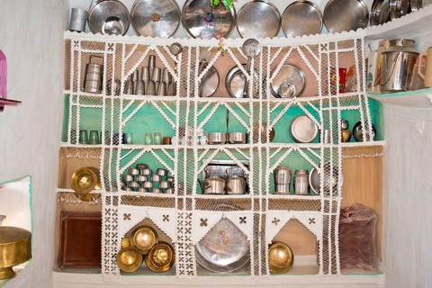 Kitchen shelf in a traditional kitchen