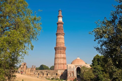 Victory Column and the Qutb Minar or Qutub Minar Minaret of the Muslim ruler Qutb-ud-din-Aibak