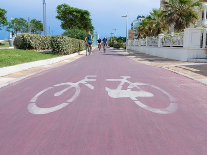 Cycling road sign