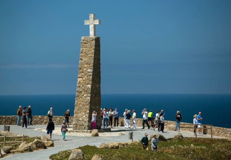 Tourists at Cabo da Roca