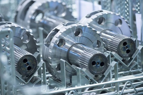 Completed transmission parts in a grid box